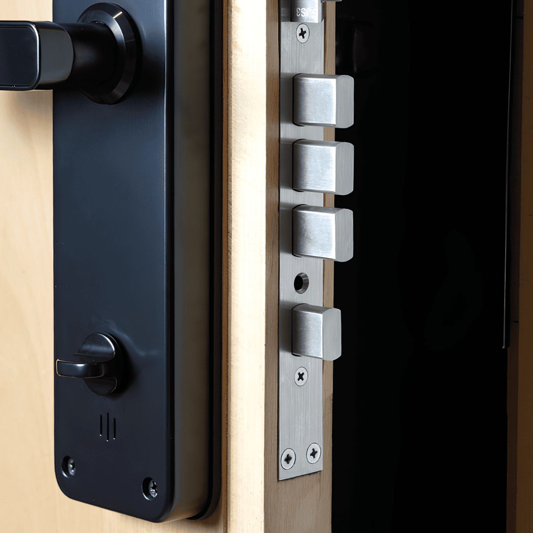 Serrure intelligente M1 Pro Visio avec caméra HD et accès sans clé – Contrôle à distance via Tuya Smart, disponible au Sénégal avec installation offerte