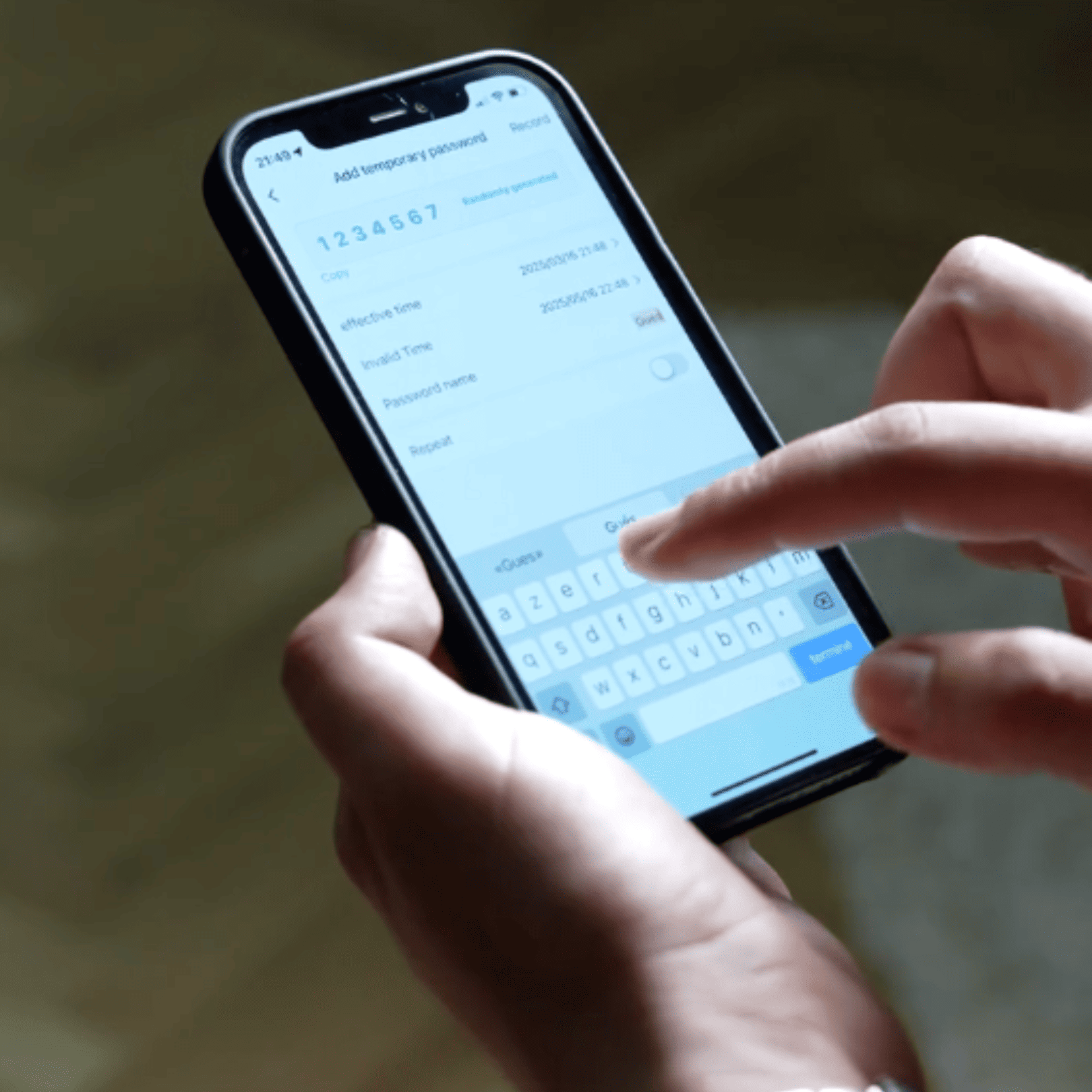 Serrure intelligente Z24 Face ID avec caméra UHD et accès sans clé – Contrôle à distance via Tuya Smart, disponible au Sénégal avec installation offerte